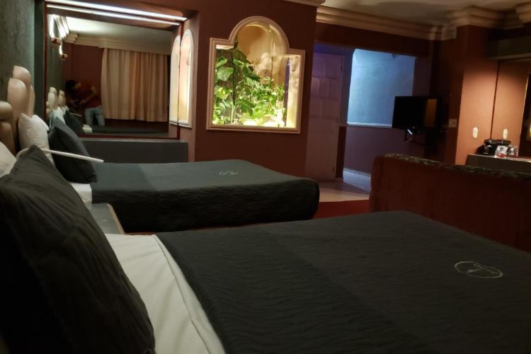 habitación con dos camas en el New York Hotel Orizaba